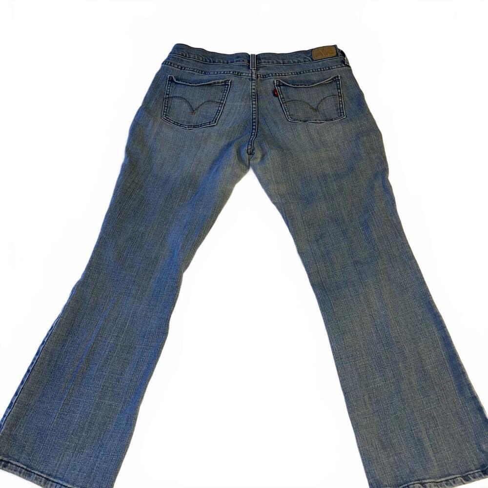 Levi's Bootcut 515 Jeans Classic Blue Denim Light Wash Woman’s Size 12 S/C - Picture 2 of 8